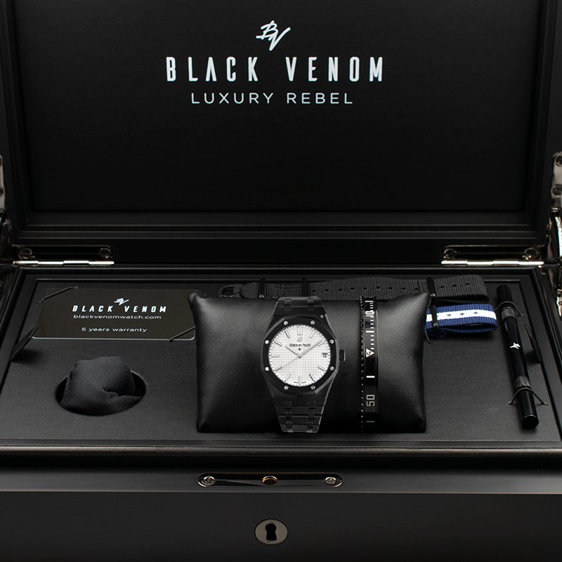 Black online oak watches