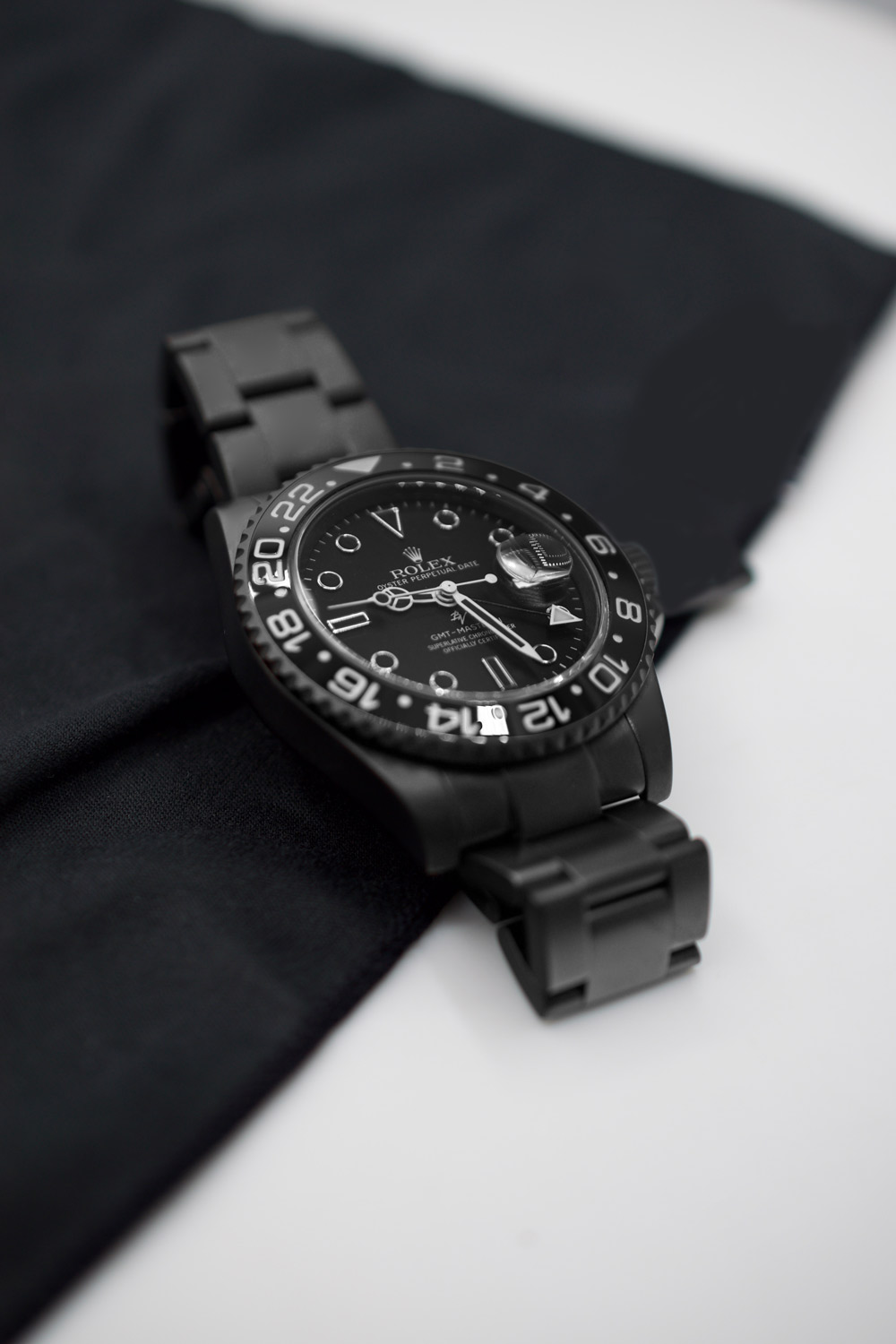 All black gmt top