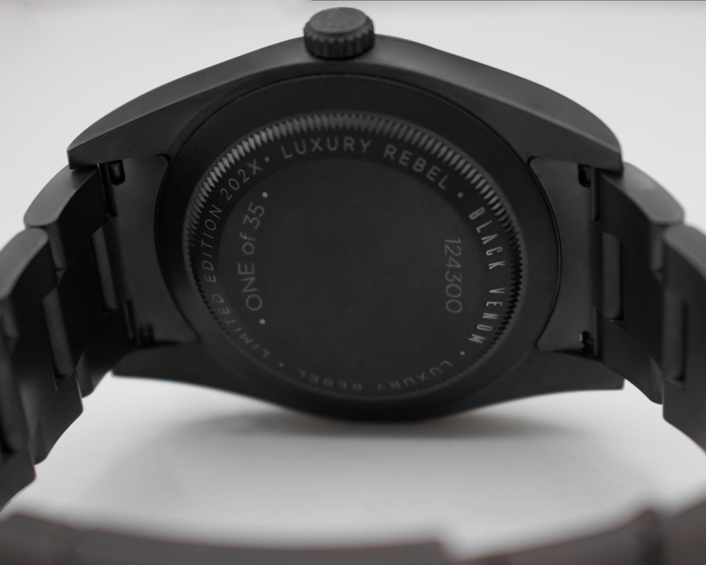 Rolex Lucky black cat 広告　額装済　No,1 Rolex Oyster Perpetual Black - BobsWatches.com